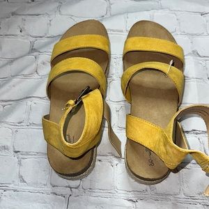 Brand new espadrilles. Size 9.5.  Target brand. Comes with box of needed.